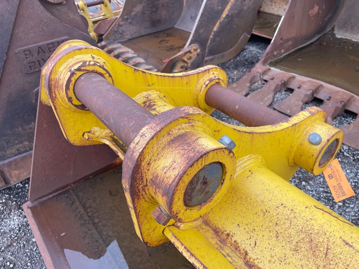 #5009-•-excavator-bucket-image-10
