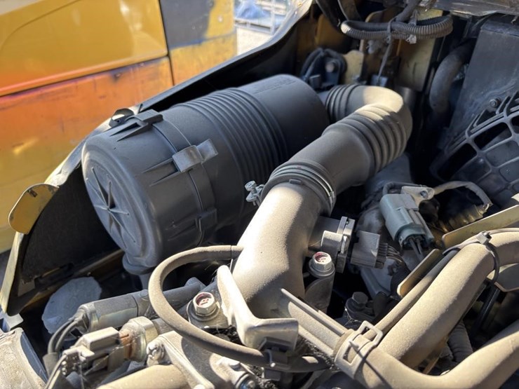 2019-caterpillar-2c6000-image-29