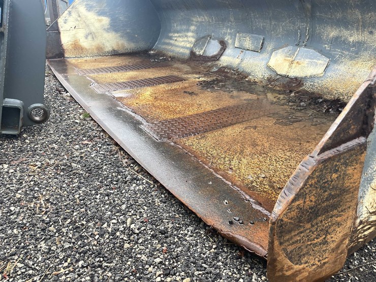 volvo-l120-image-9