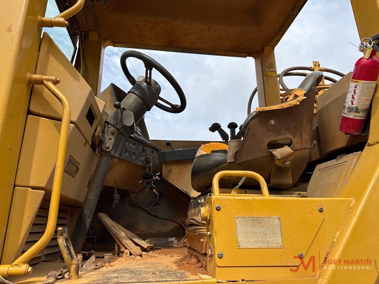 caterpillar-621f-image-21