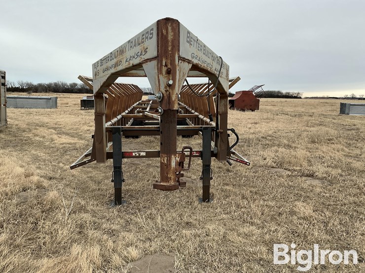 2011-better-built-6n-12-bale-t/a-hay-trailer-image-2