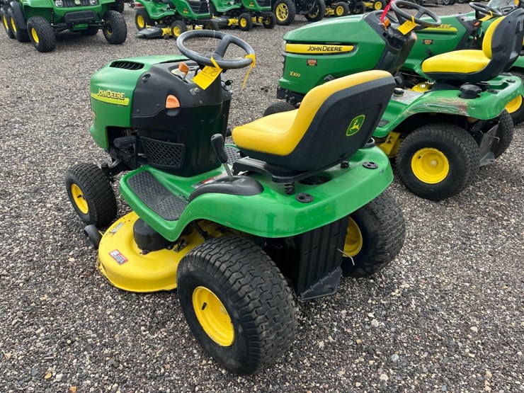 john-deere-l110-image-4