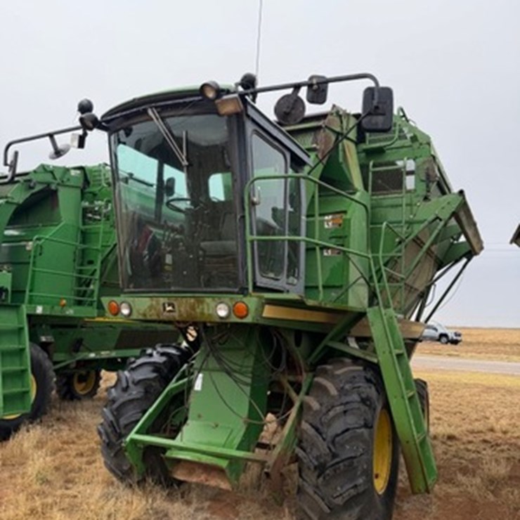 JOHN DEERE 7445