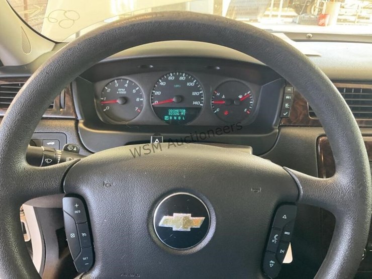 2015-chevrolet-impala-sdn-image-15