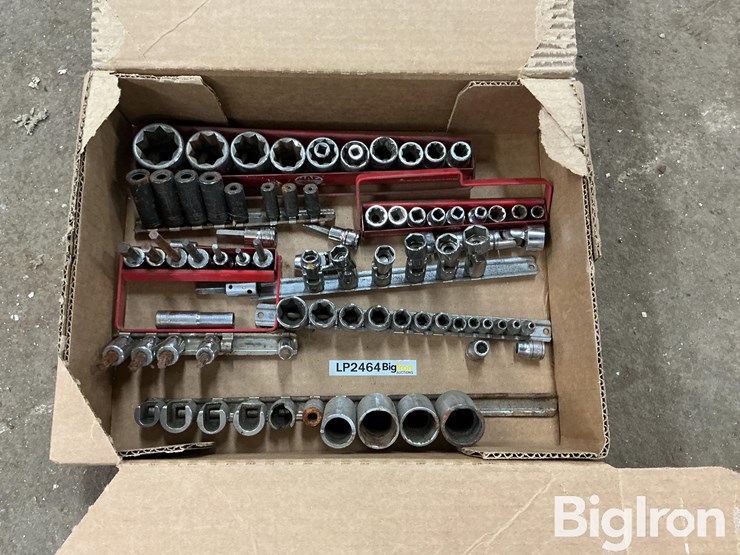 specialty-sockets-image-2