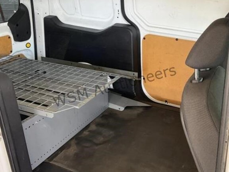 2015-ford-transit-connect-image-9