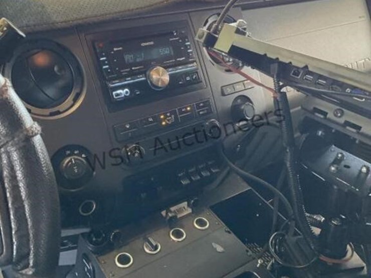 2015-ford-f350-image-21