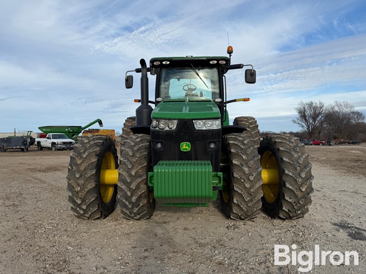 2012-john-deere-8335r-image-2