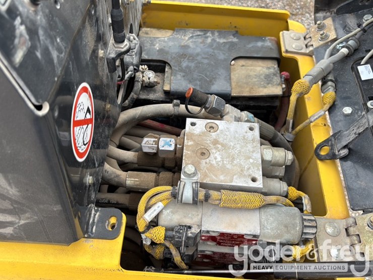 2018-bomag-bmp8500-image-24