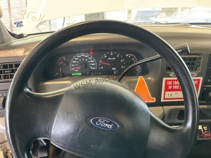 2004-ford-f450-image-22