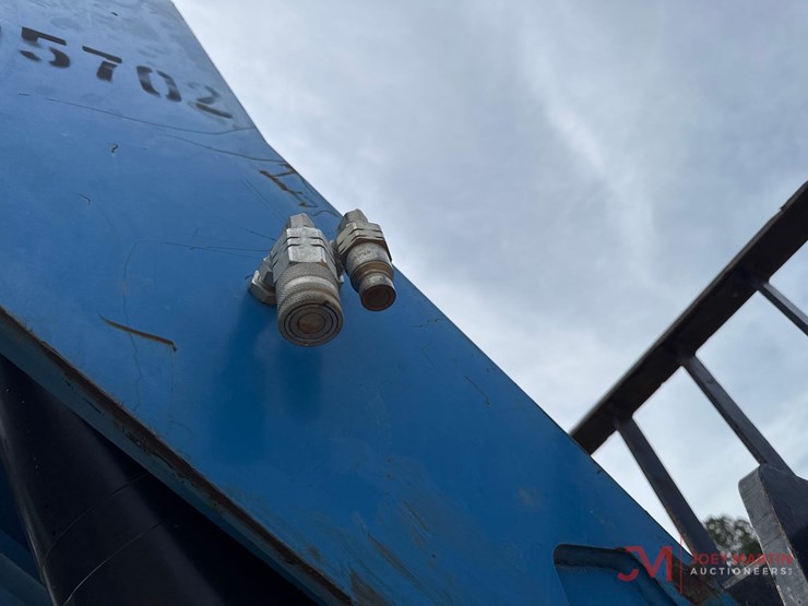 2019-genie-gth1056-image-7