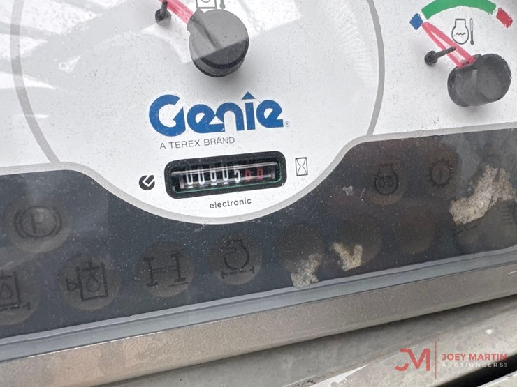 2008-genie-gth5519-image-16