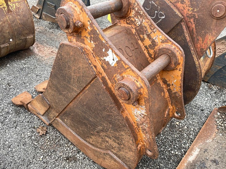 #5026-•-excavator-bucket-image-5