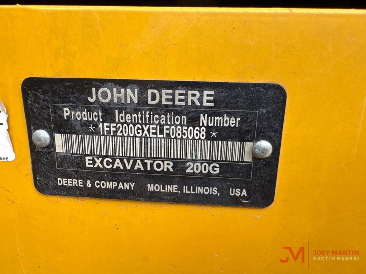 2021-deere-200g-image-18