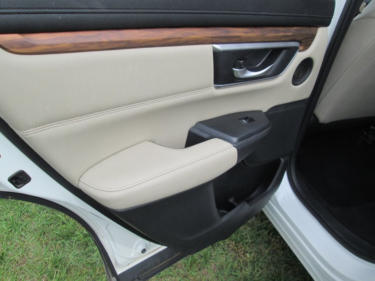 2018-honda-crv-image-19