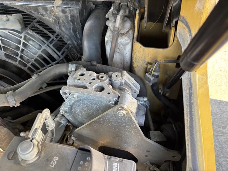 2019-caterpillar-2c6000-image-26