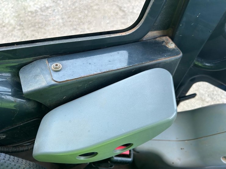 2019-deere-30g-image-25