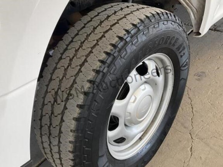 2017-ford-f150-image-8