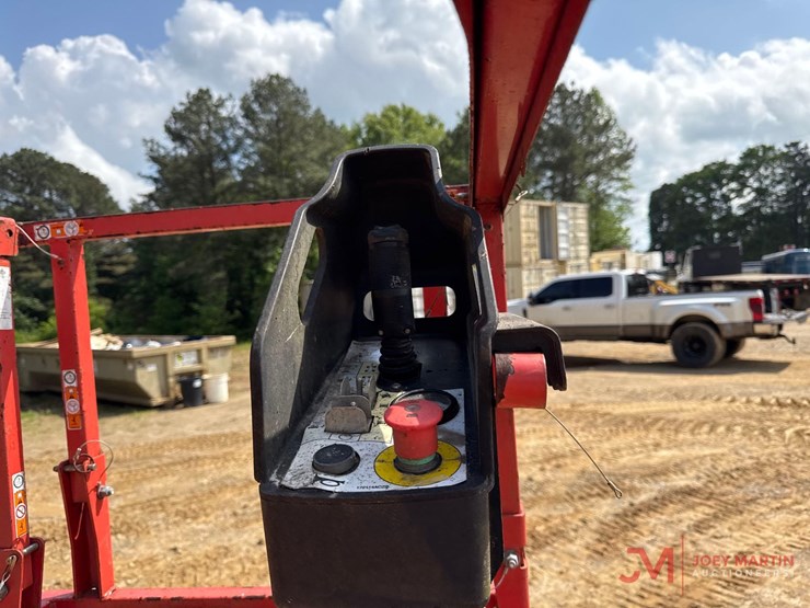 2020-skyjack-sj3219-electric-scissor-lift-image-11