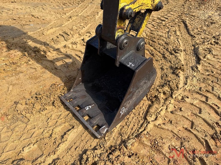 2014-komatsu-pc45mr-3-image-7