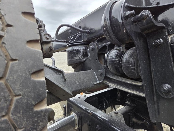 2015-kenworth-t800-image-52