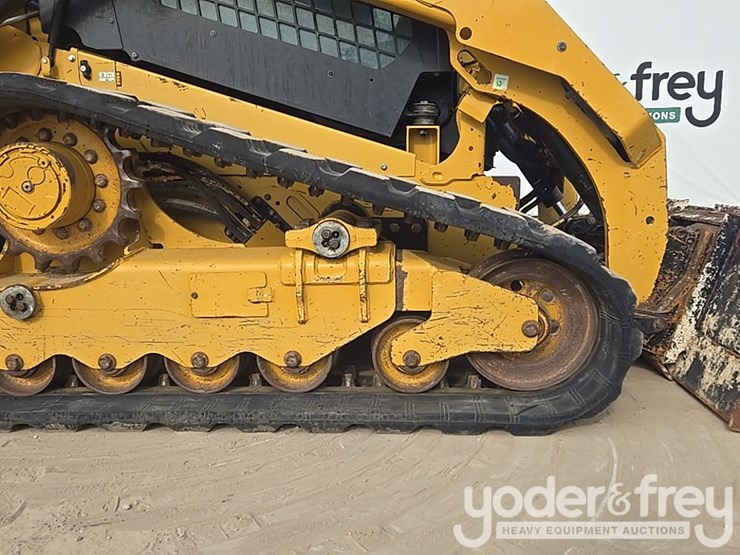 2021-caterpillar-289d3-image-17