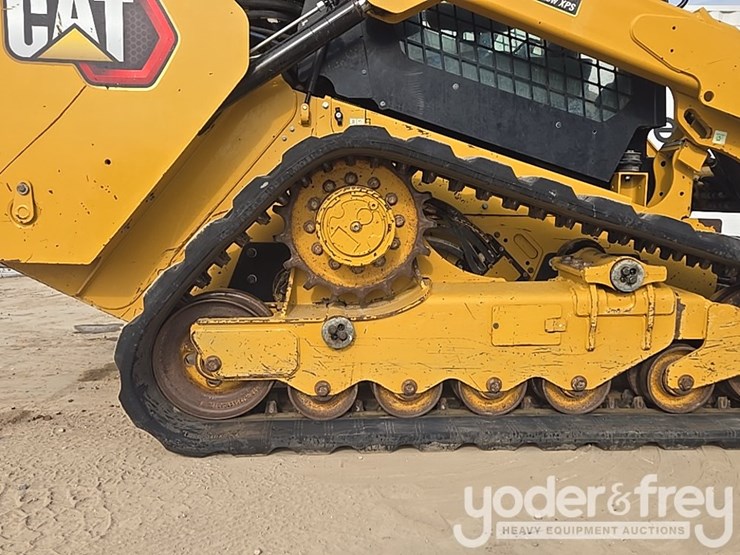 2021-caterpillar-289d3-image-18