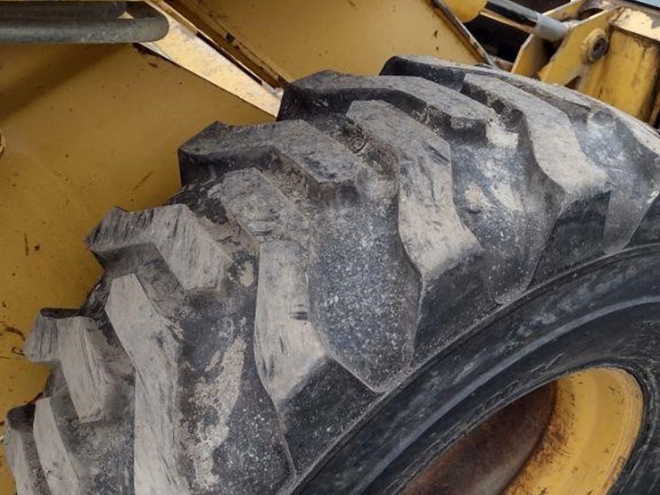 deere-328-image-15