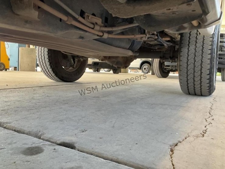 2017-ford-f150-image-26