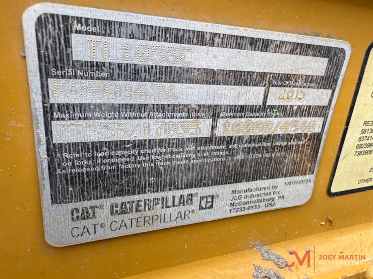 2015-caterpillar-tl1055c-image-19