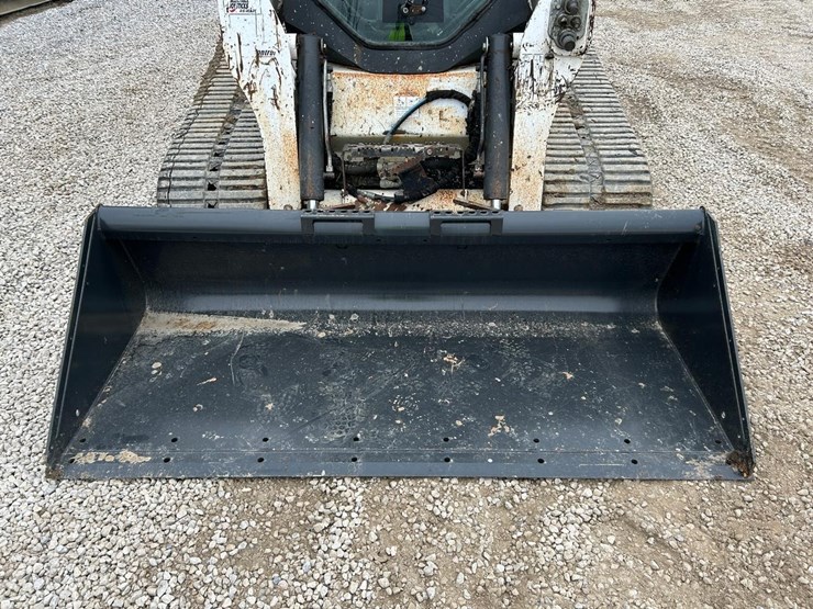 2020-bobcat-t770-image-9