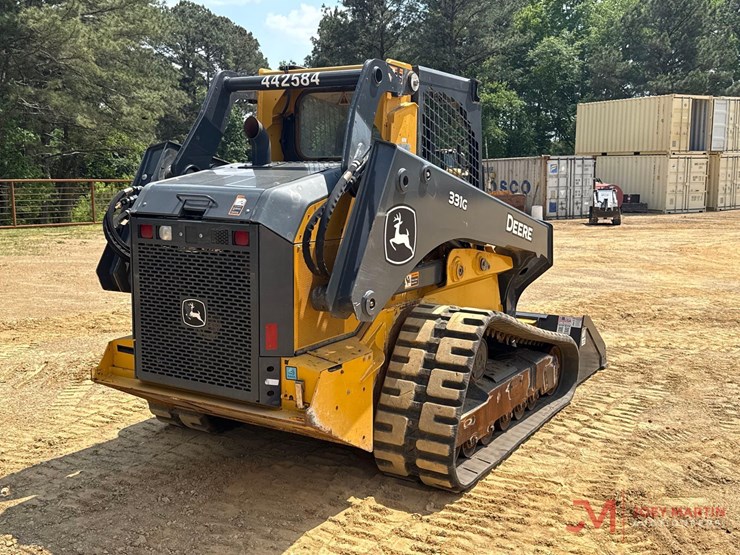 deere-331g-image-3