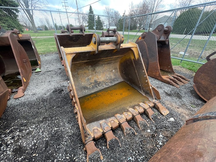 #5006-•-excavator-bucket-image-8