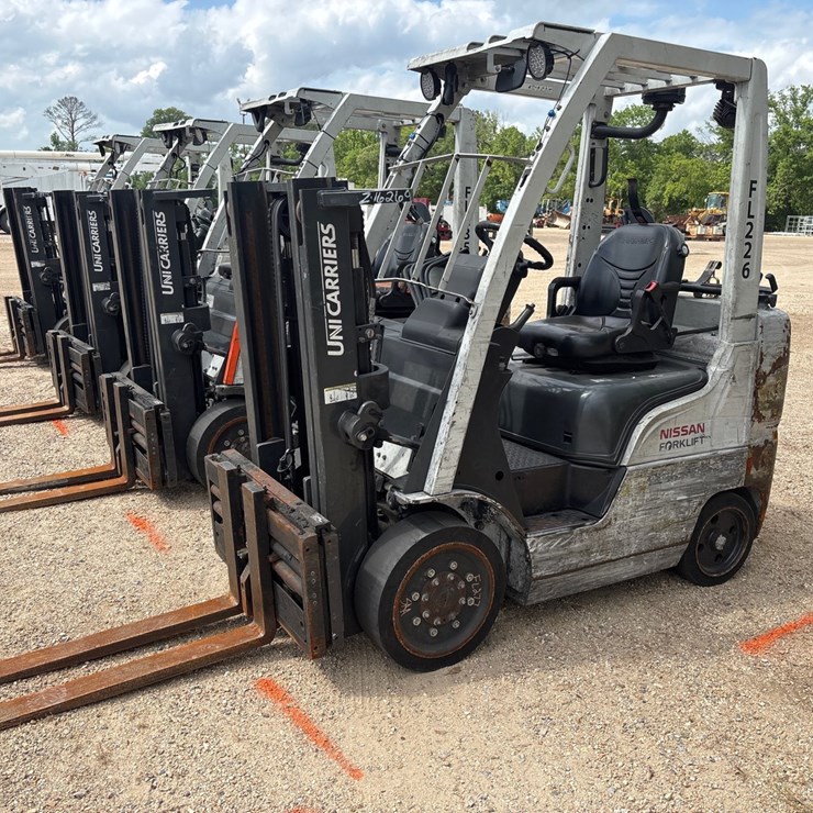#16269 • 2015 NISSAN CF50 FORKLIFT