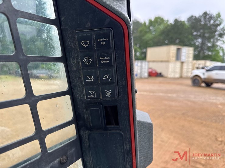 2020-bobcat-t76-image-20