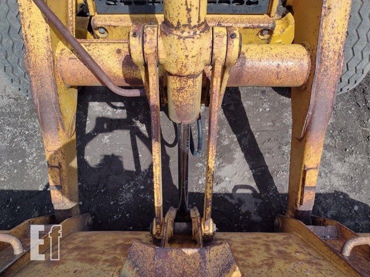 1991-deere-310d-image-23
