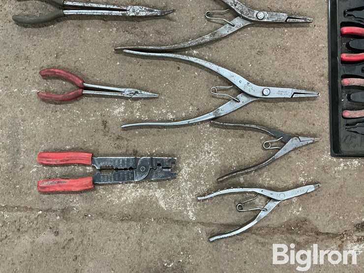 retaining-ring/needle-nose-pliers-image-9