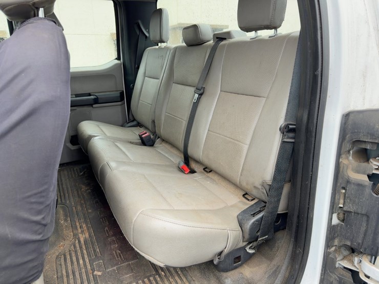 2021-ford-f550-xl-image-20