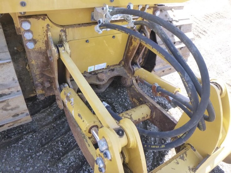 2018-caterpillar-d5k2-xl-image-25