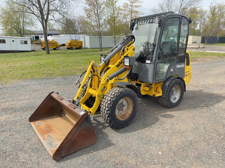 2008-wacker-neuson-wl25-image-1