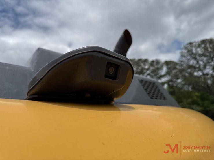 2021-deere-200g-image-17