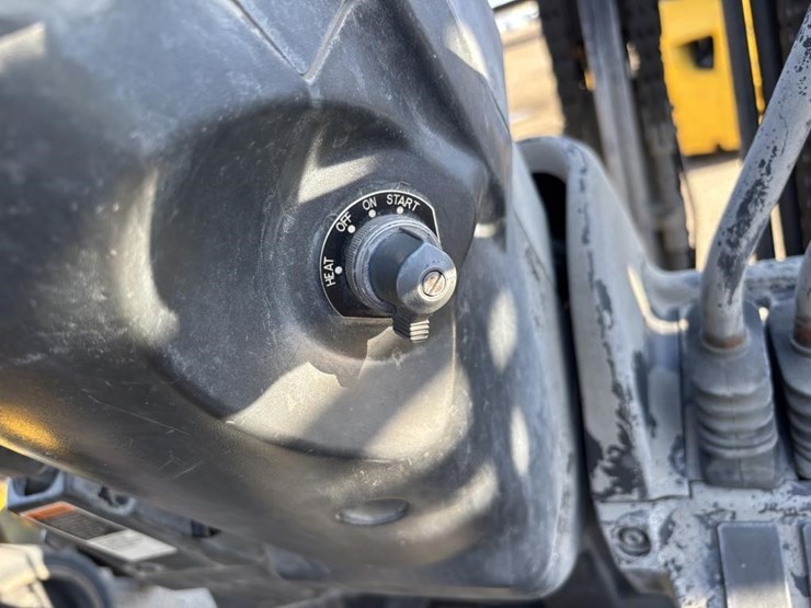 2015-caterpillar-2c6000-image-21