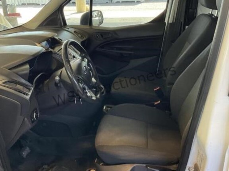 2015-ford-transit-connect-image-23