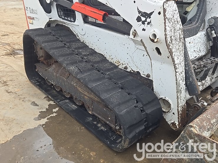 2016-bobcat-t750-image-14