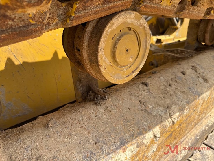 2018-caterpillar-d6k2-lgp-image-14