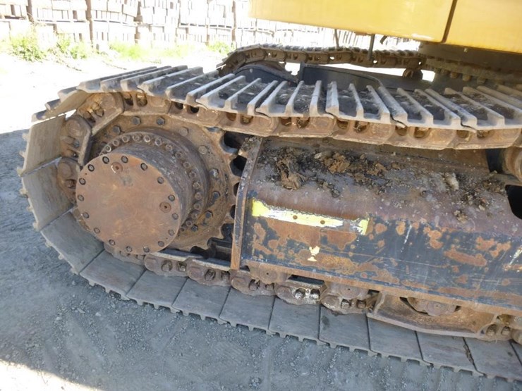 2019-caterpillar-335f-lcr-image-49