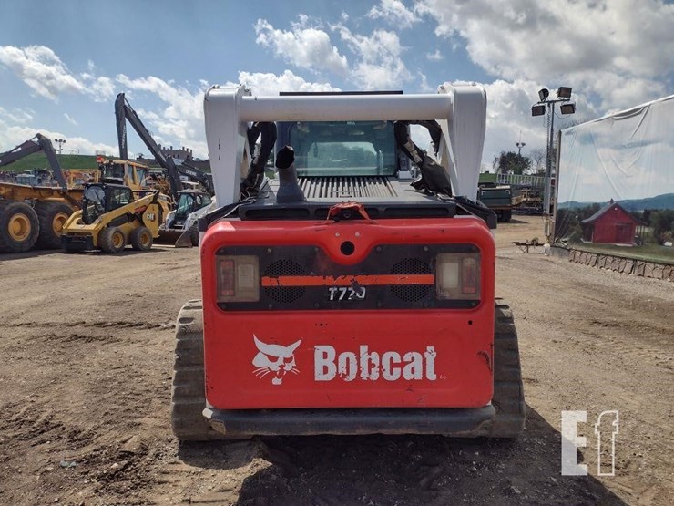2022-bobcat-t770-image-4