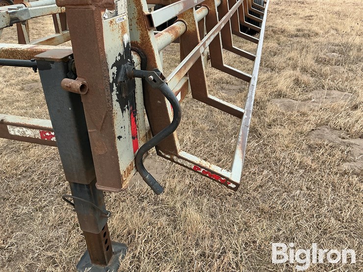 2011-better-built-6n-12-bale-t/a-hay-trailer-image-17