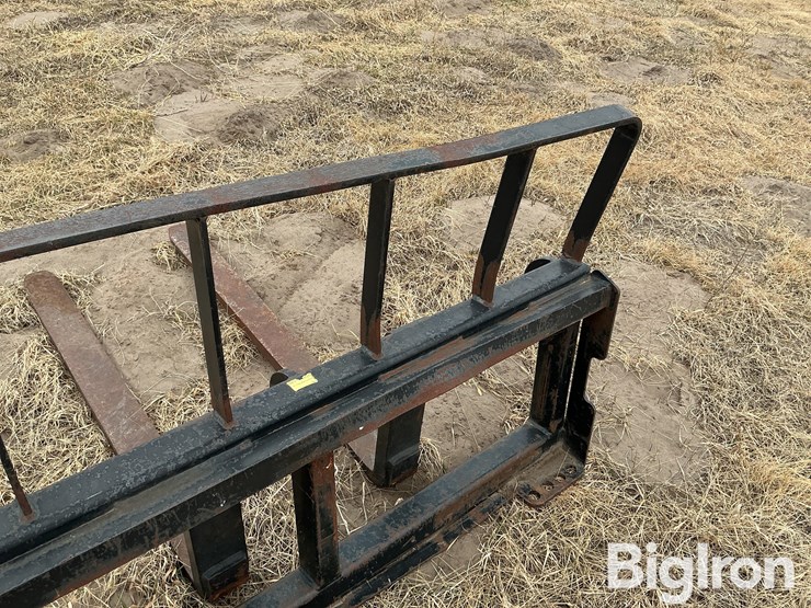 pallet-forks-image-12