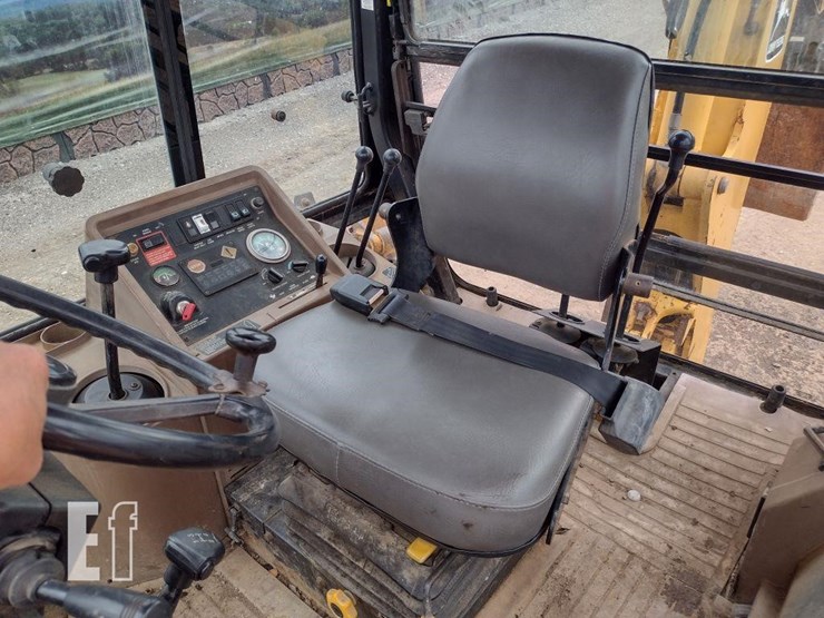 1995-deere-300d-image-12